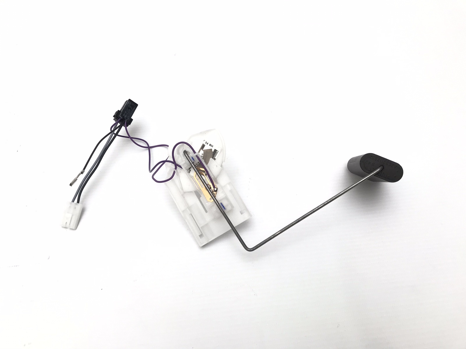 Датчик уровня топлива ВАЗ 1118 КАЛИНА (инж) ДУТ-17 (пластиковый бак)