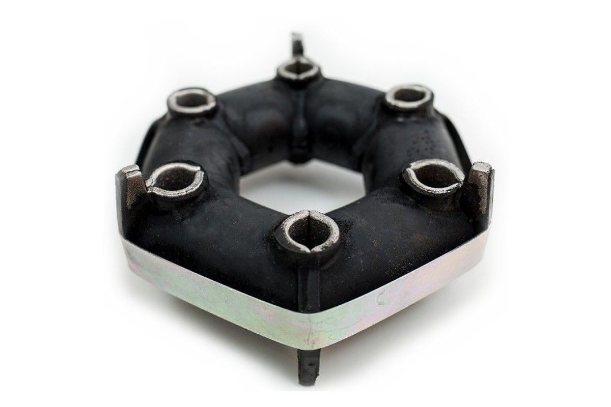 Муфта эластичная ВАЗ 2123  "квадратная" Балаково 7791