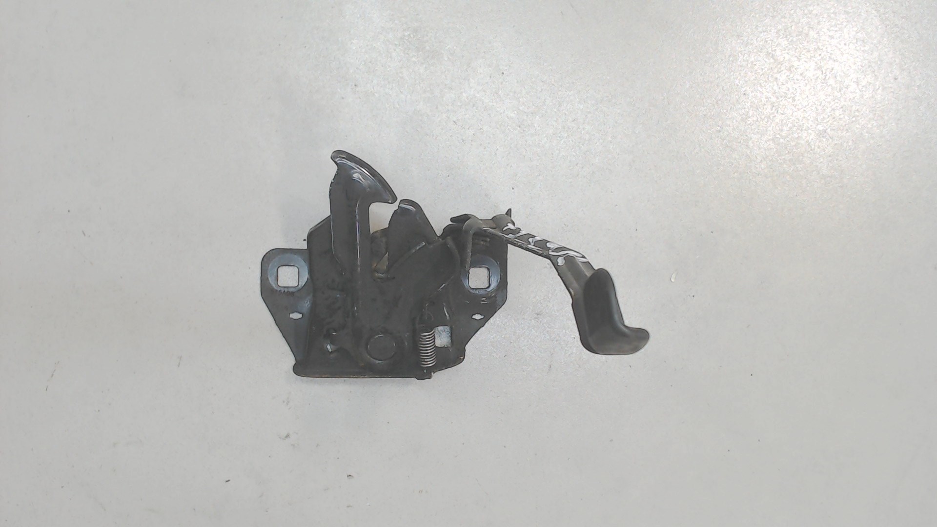 Замок капота 08