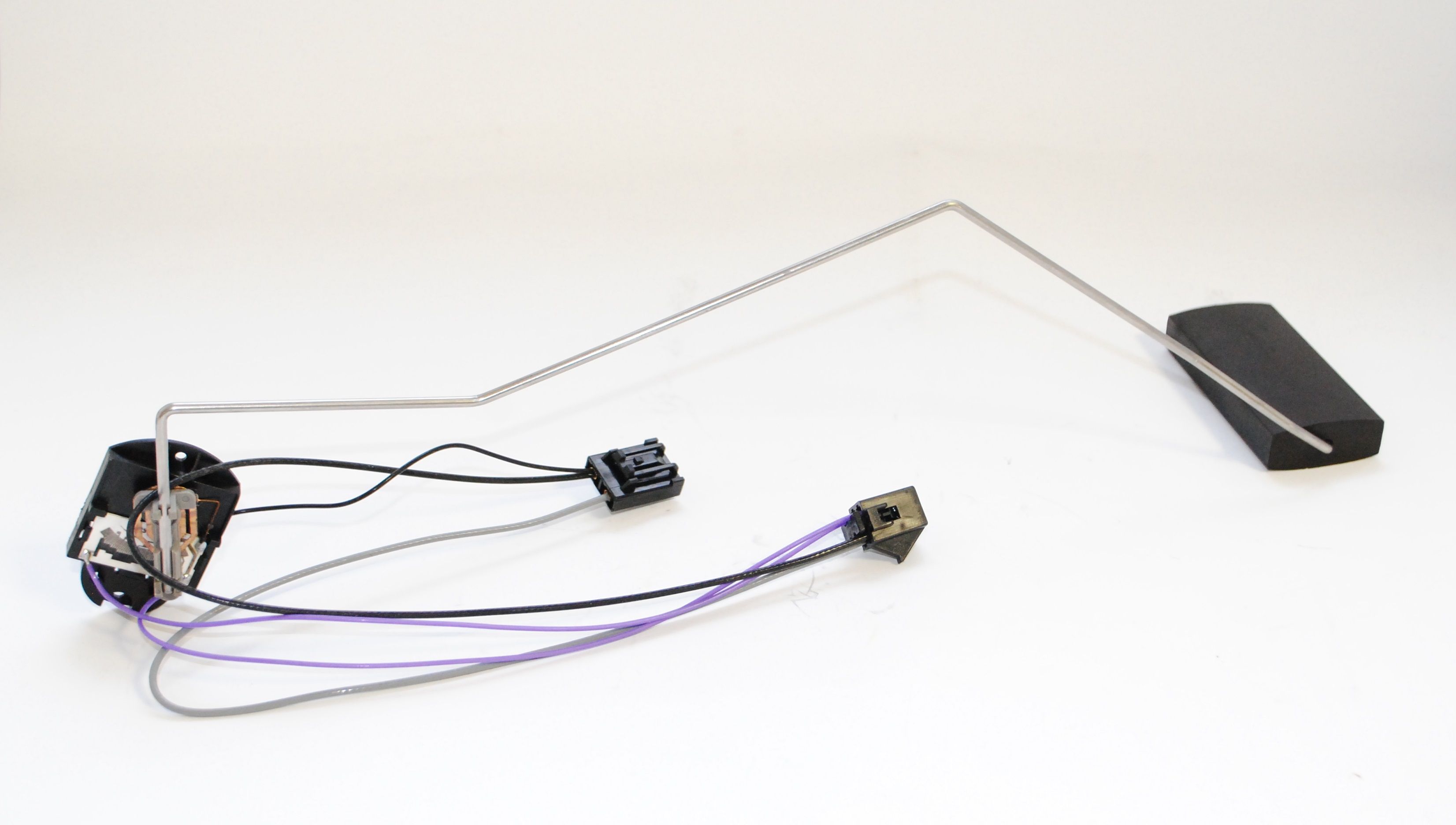 Датчик уровня топлива ВАЗ 21073/74(инж) ДУТ-6